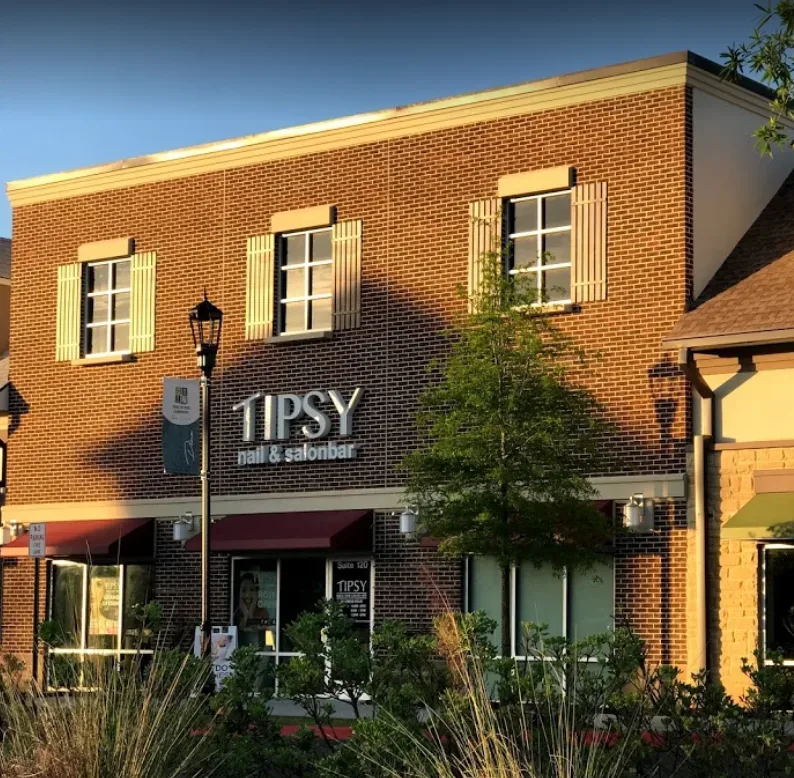 Tipsy Nail & Salonbar — Nail salon in Norcross